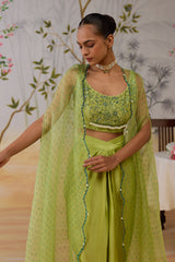 AURIKA CAPE SET