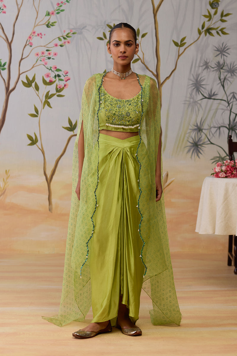 AURIKA CAPE SET