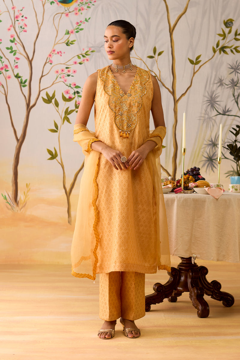 NAVIKA KURTA SET