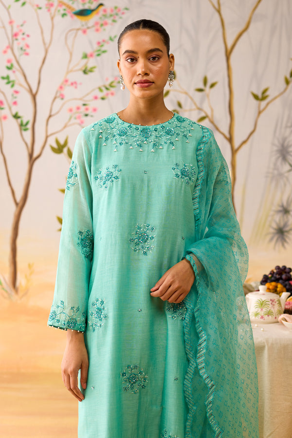VEDIKA KURTA SET