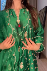 Aishani P Maini  in Mahira Kurta Set
