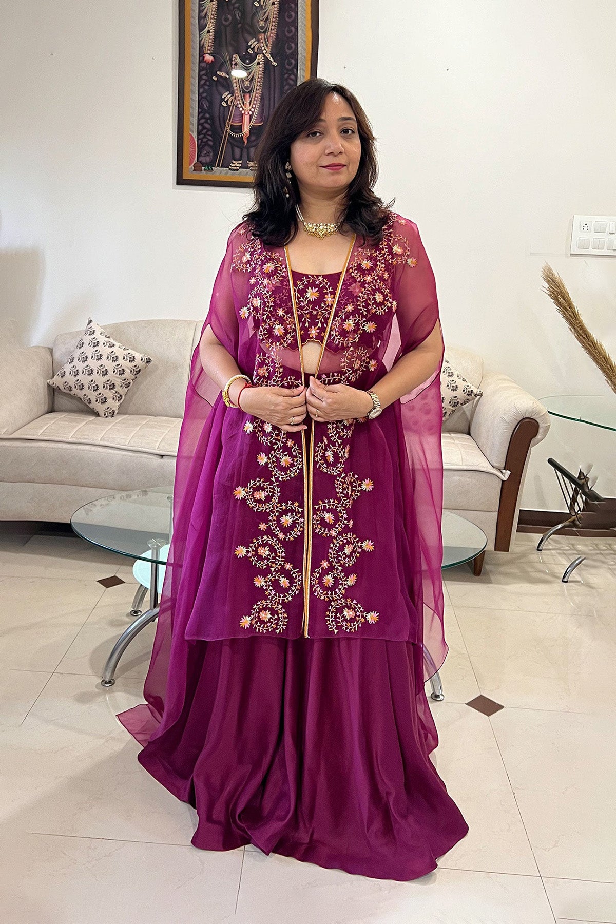 Anvee Cape Set – Shikha Mehta