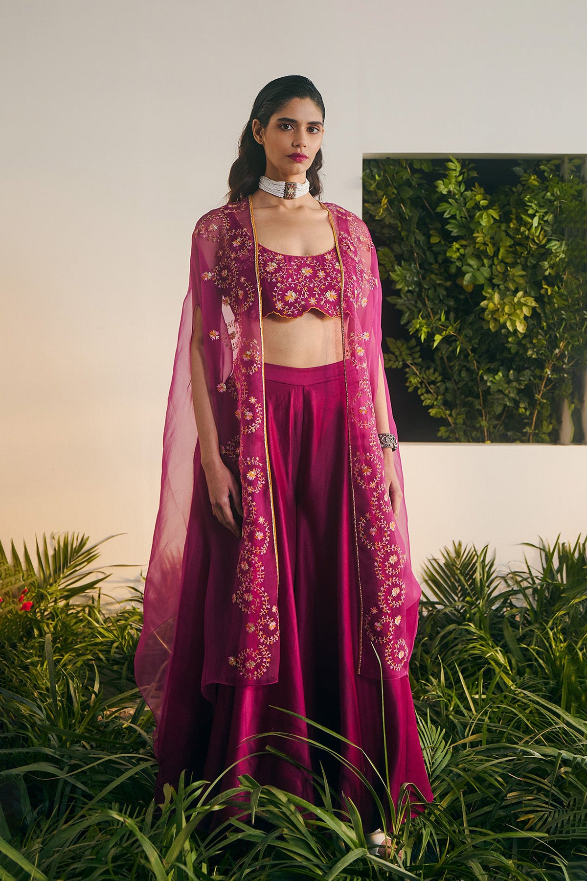 Anvee Cape Set – Shikha Mehta