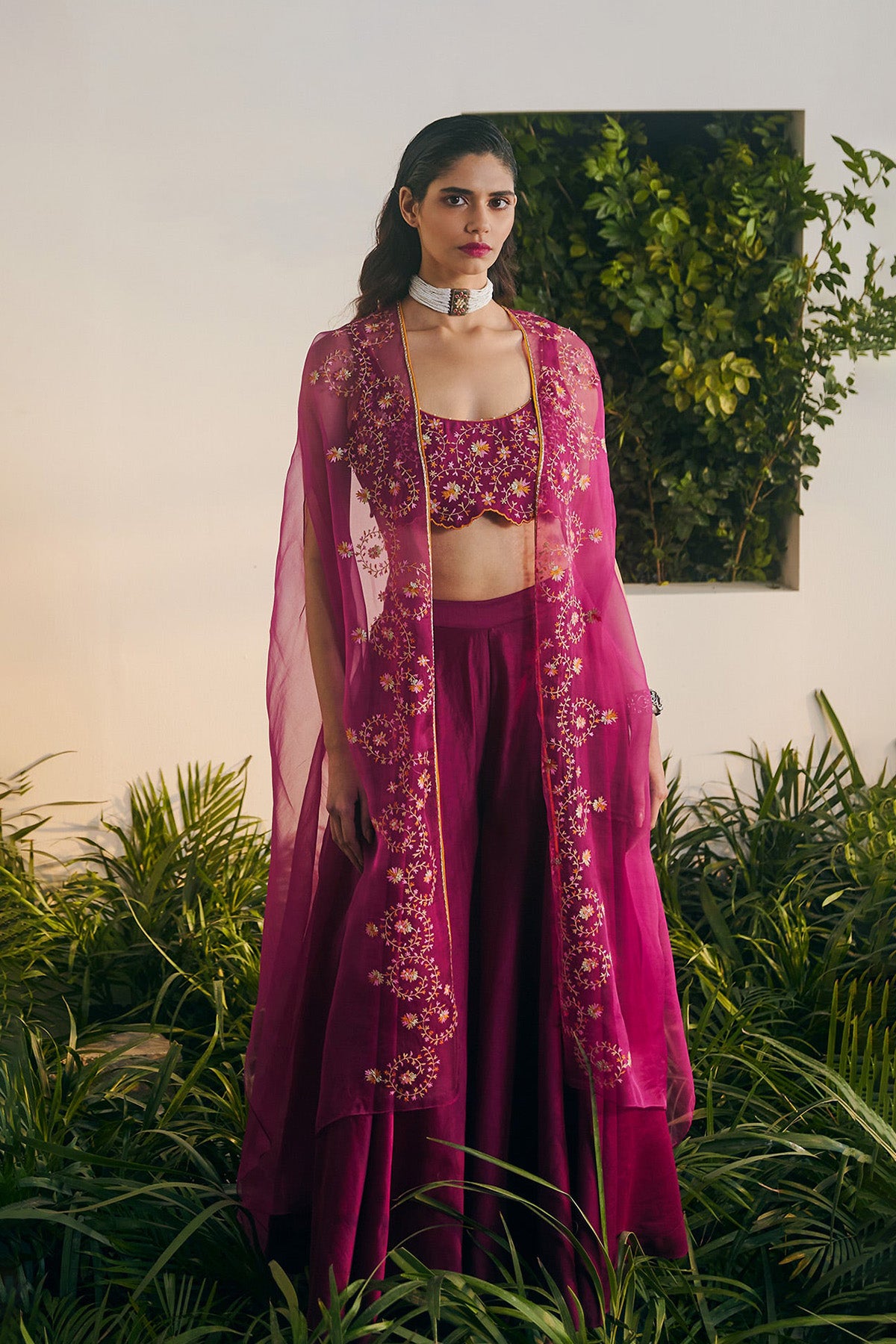 Anvee Cape Set – Shikha Mehta