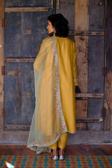 SUNHERI TULIKA KURTA SET
