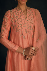 Surbhi Sethi Dua in Salmon Zayra Kurta Set