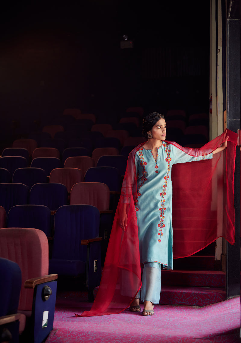 AQUA VAMI KURTA SET
