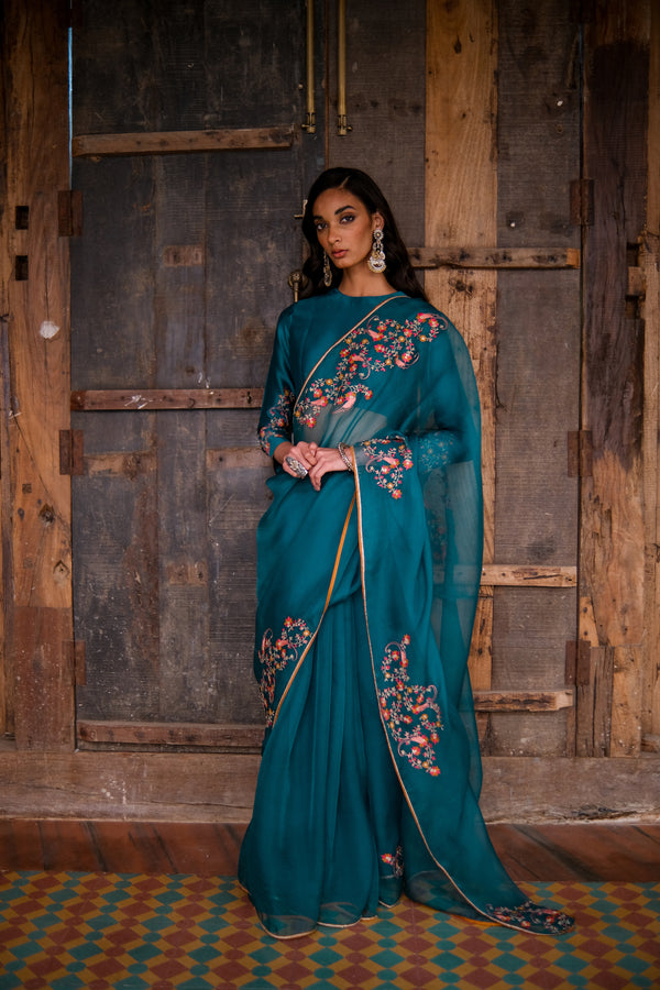 PHIROZI TANAYA SAREE SET